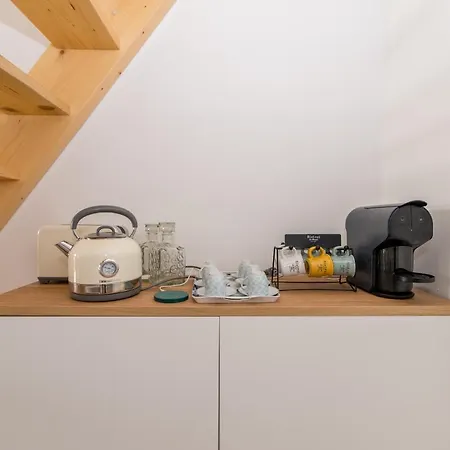 Apartamento Casa Gomes - Magnifico T2 Duplex A Poucos Metros Da *